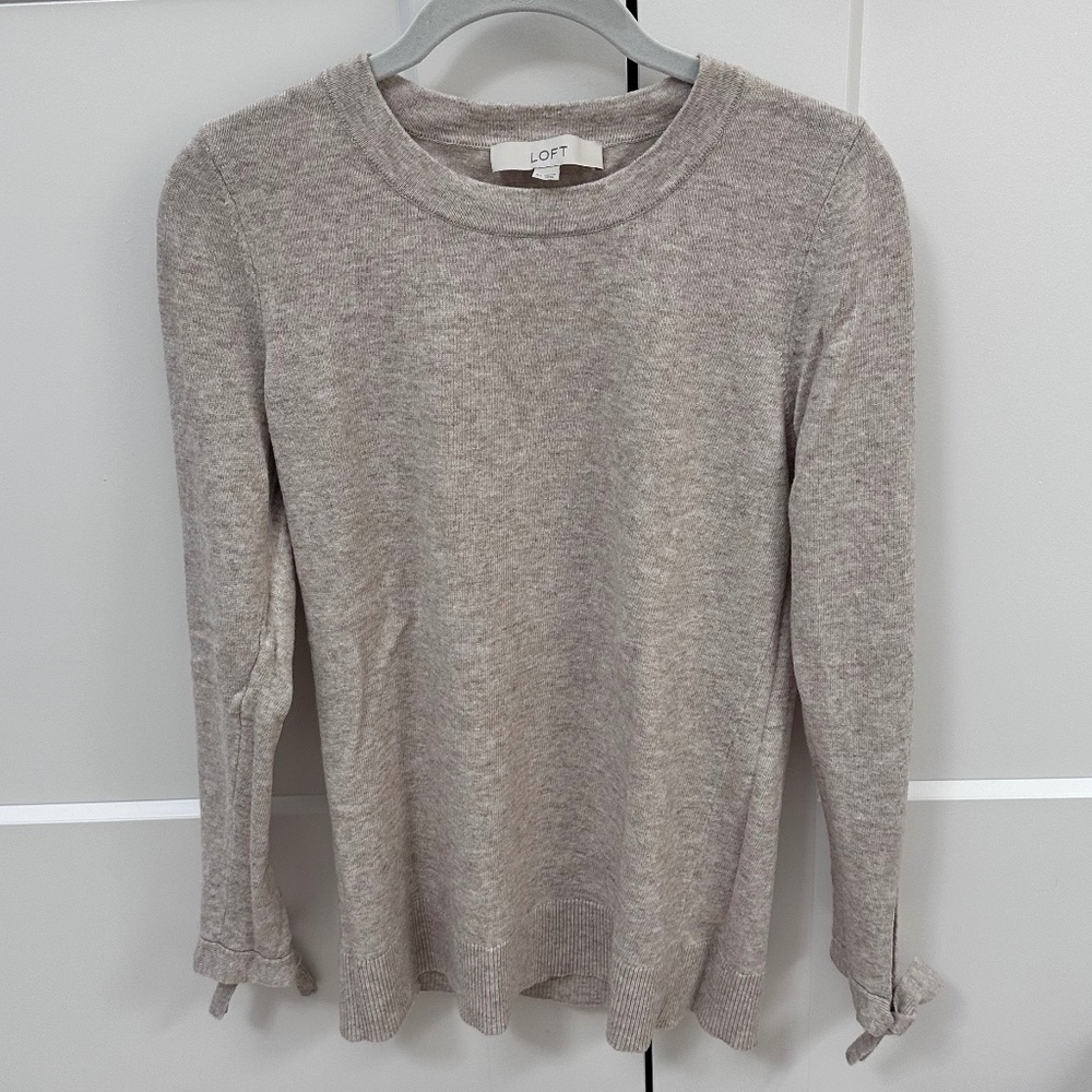 Loft tie sleeve sweater tan/cream xs